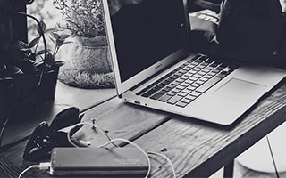 皇冠体育app下载-【早报】大白杨重回泳池？